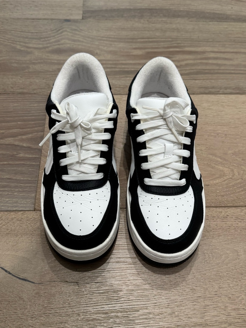 ALO Recovery Mode Sneakers